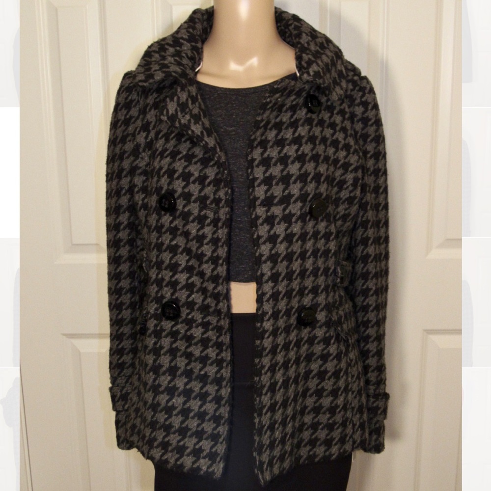 Black and Grey Winter Coat Detachable Hood